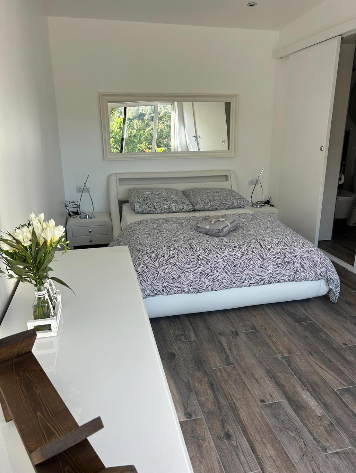 Belle Chambre Privee Avec Le Jardin Privatif Et Le Jacuzzi Cavalaire-sur-Mer Eksteriør billede