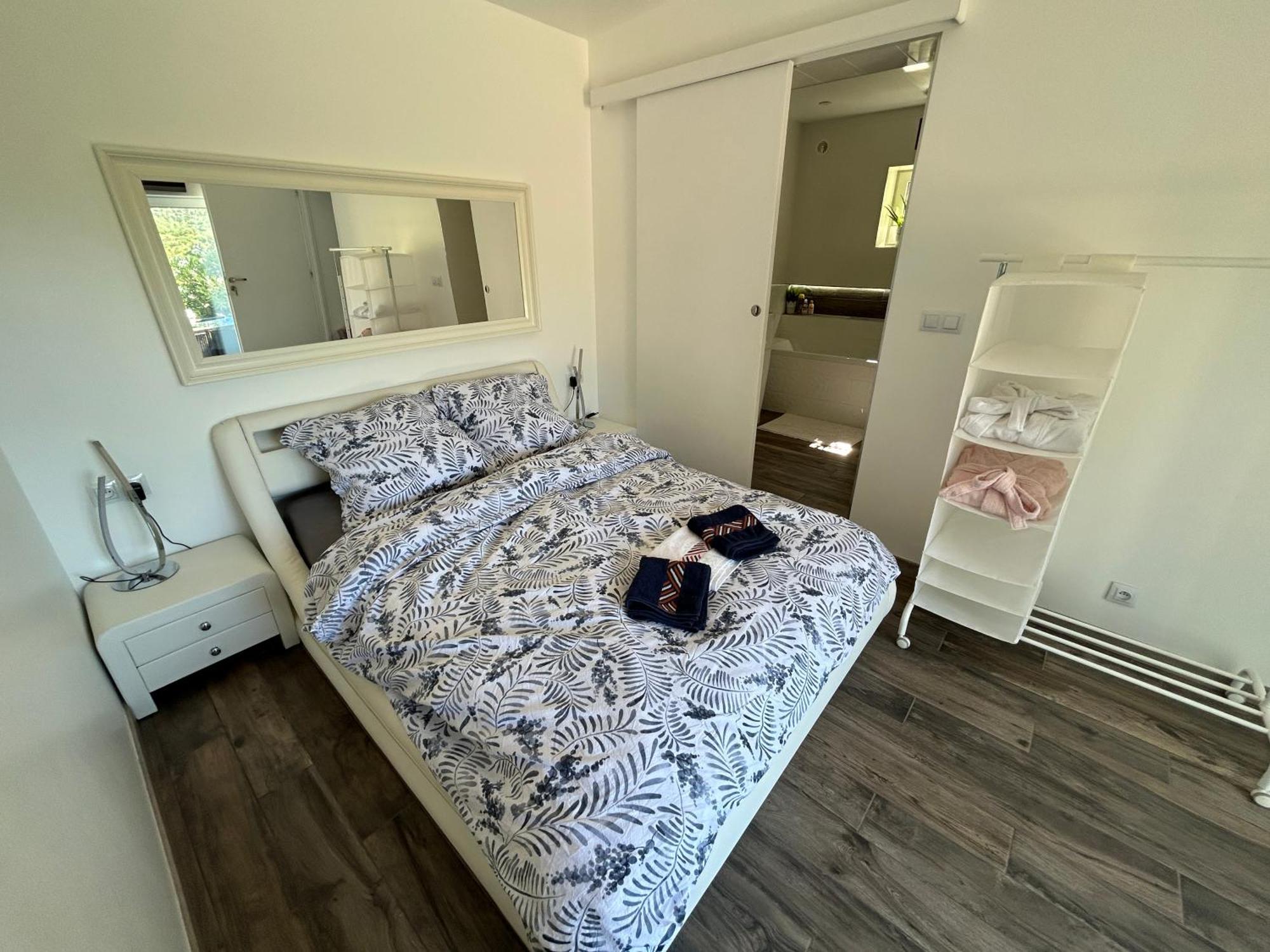 Belle Chambre Privee Avec Le Jardin Privatif Et Le Jacuzzi Cavalaire-sur-Mer Eksteriør billede
