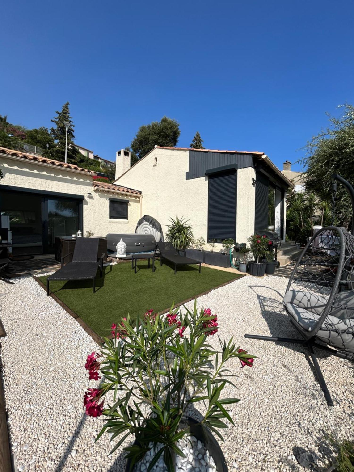 Belle Chambre Privee Avec Le Jardin Privatif Et Le Jacuzzi Cavalaire-sur-Mer Eksteriør billede